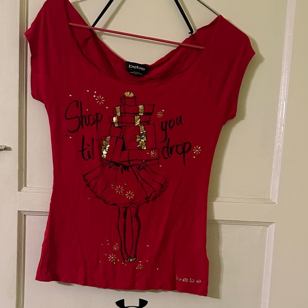 bebe Red Short-Sleeve Graphic Tee with Gold Accents
